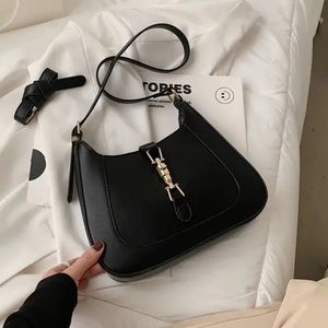Black shoulder bag